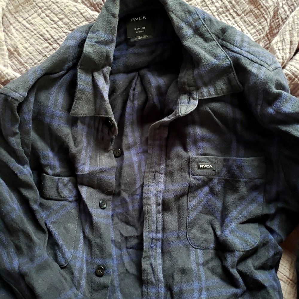 Size Small, Slim fit RVCA flannel Shirt, black and Indigo
